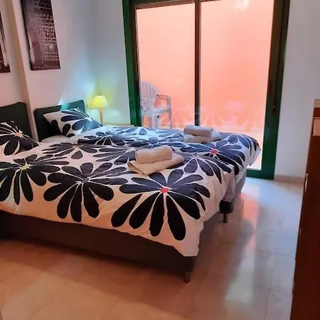 Family Costa De Sol , Seaview, 2 Bedroom, Pool Fuengirola